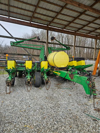 Photo of 2002 John Deere 1760
