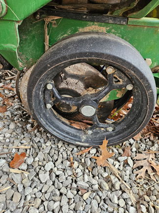 Photo of 2002 John Deere 1760