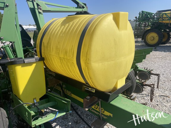 Photo of 2002 John Deere 1760