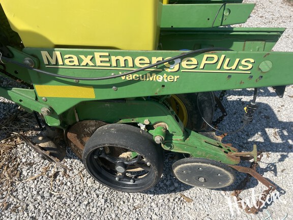 Photo of 2002 John Deere 1760