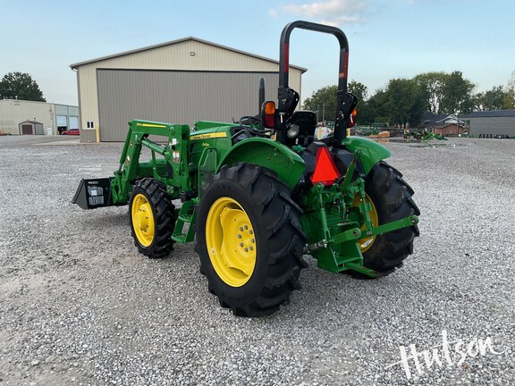 Photo of 2024 John Deere 5050E