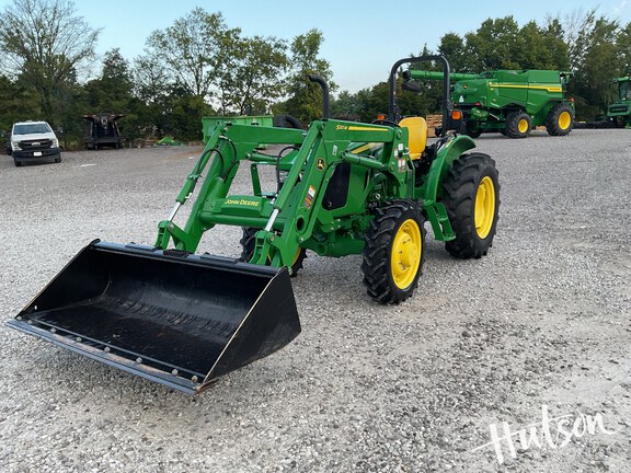Photo of 2024 John Deere 5050E