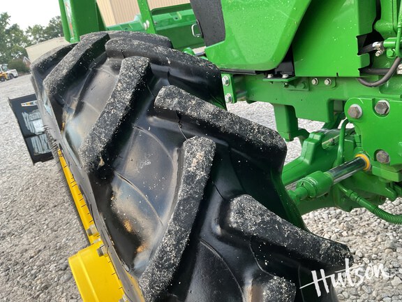 Photo of 2024 John Deere 5050E