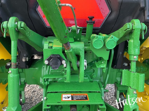 Photo of 2024 John Deere 5050E