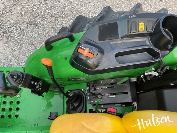 Photo of 2024 John Deere 5050E