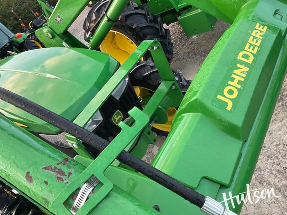 Photo of 2024 John Deere 5050E