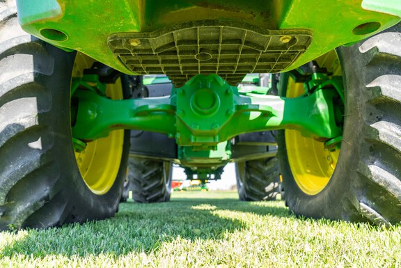 Used 2013 John Deere 8235R Row Crop Tractors at Koenig Equipment in Anna, OH - Photo14
