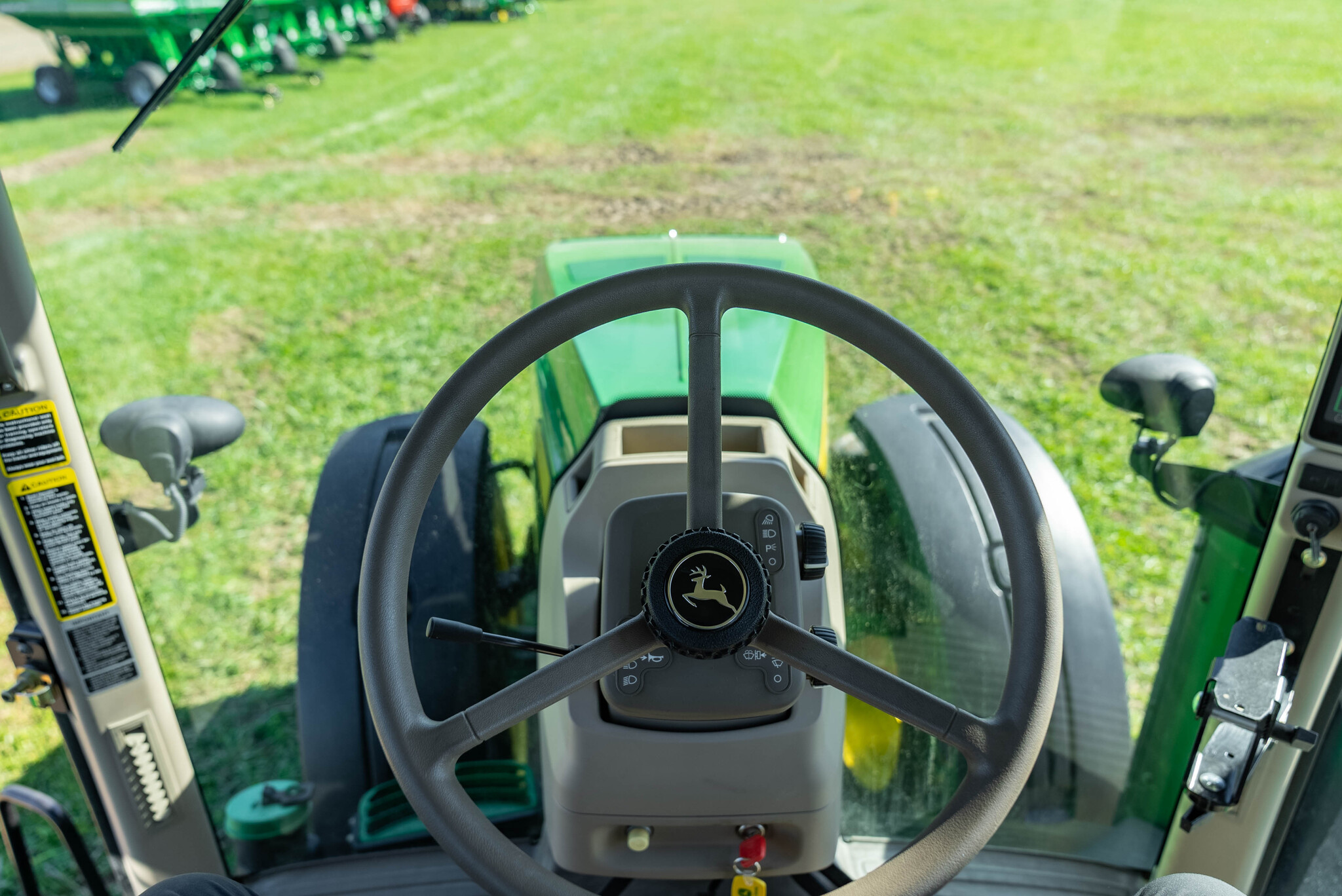 Used 2013 John Deere 8235R Row Crop Tractors at Koenig Equipment in Anna, OH - PhotoXL30