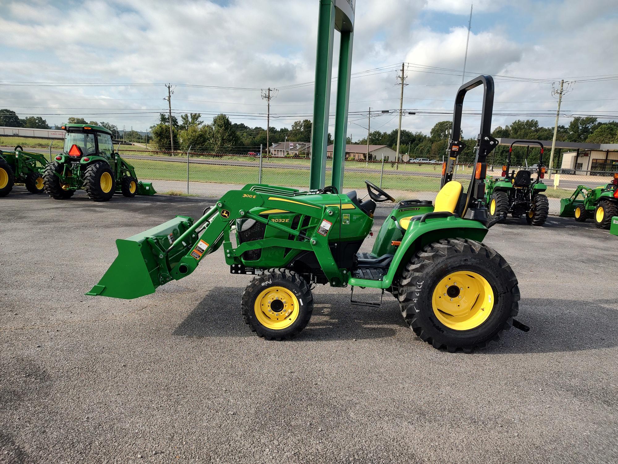 2026 John Deere 3032E