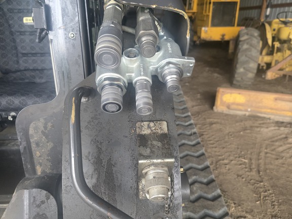 2019 New Holland C245 - Photo2