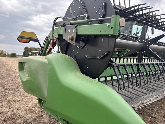 Used 2024 John Deere RD40F Combine Platforms at Koenig Equipment in Greenville, OH - Photo5