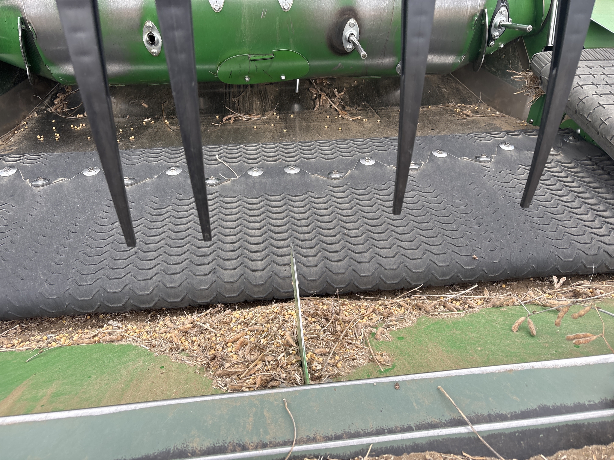Used 2024 John Deere RD40F Combine Platforms at Koenig Equipment in Greenville, OH - PhotoXL15