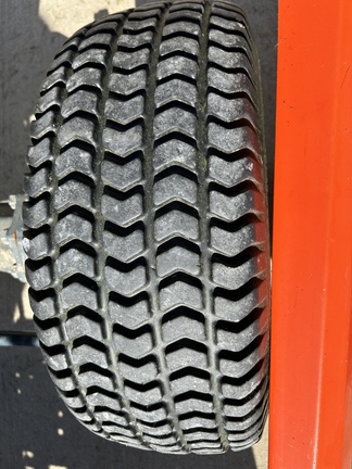 Used 1998 Kubota L2350 w/Mower Compact Utility Tractors at Koenig Equipment in Urbana, OH - Photo9