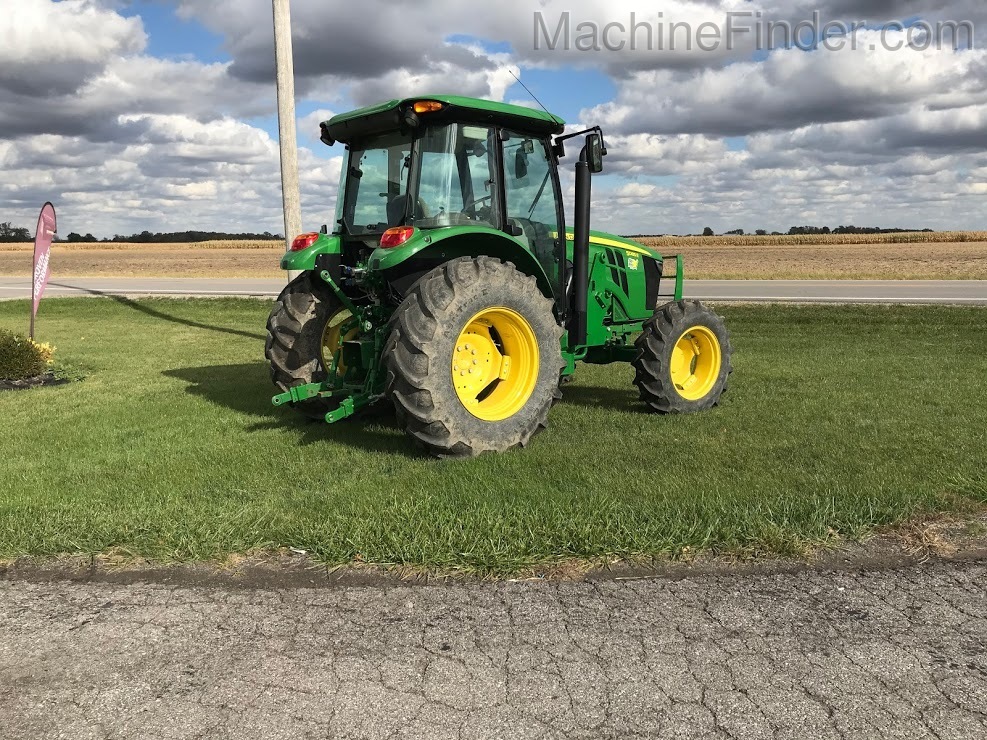 2018 John Deere 5085E Image 3
