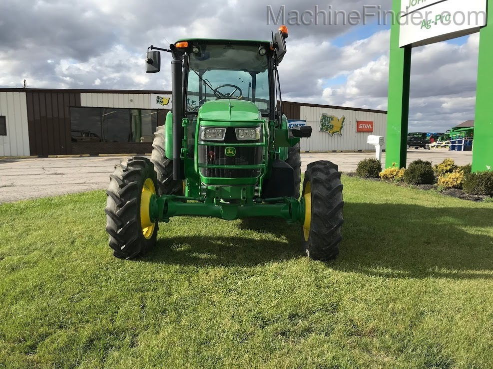 2018 John Deere 5085E Image 5
