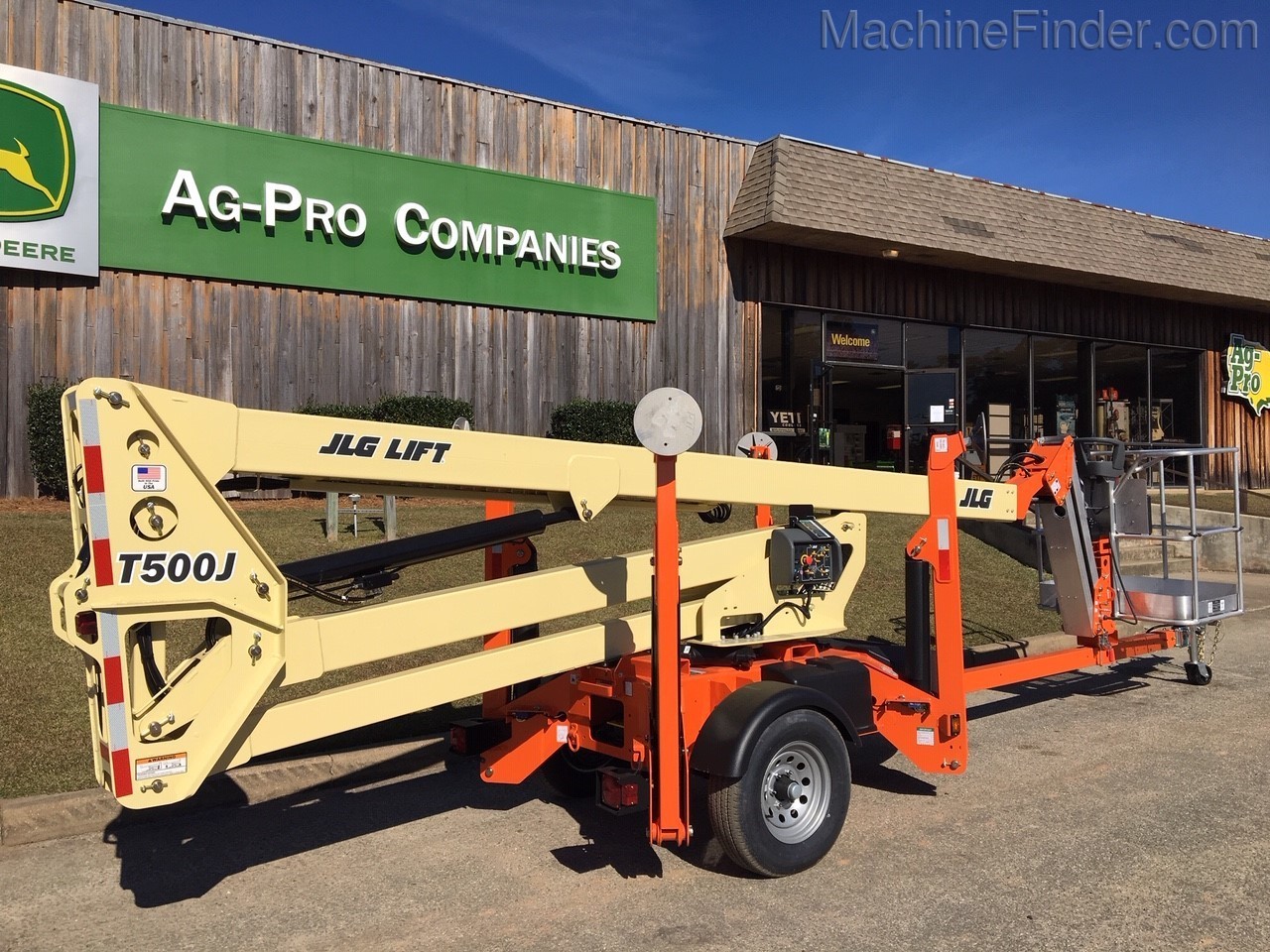 2020 JLG T500J Image 5