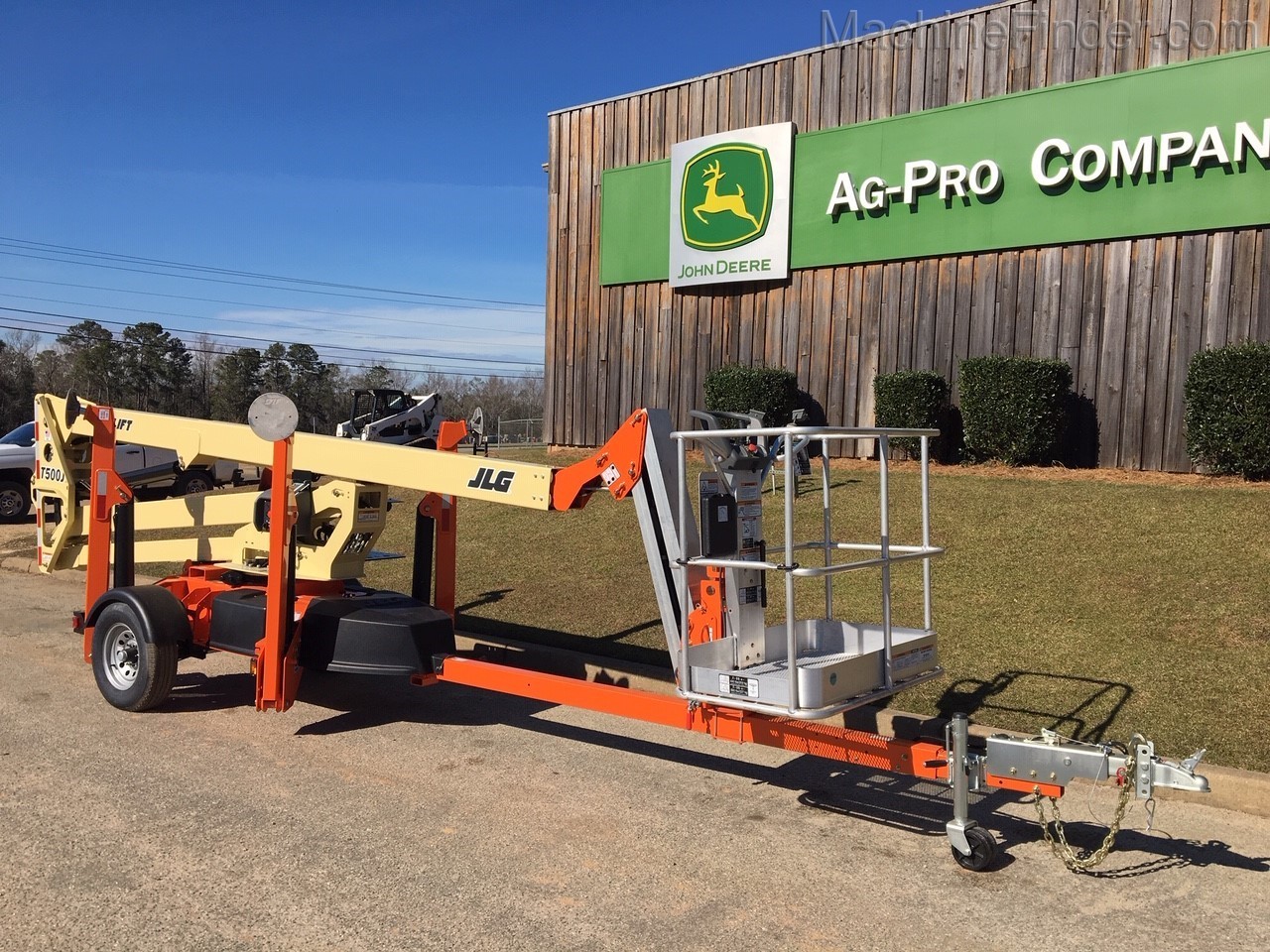 2020 JLG T500J Image 2