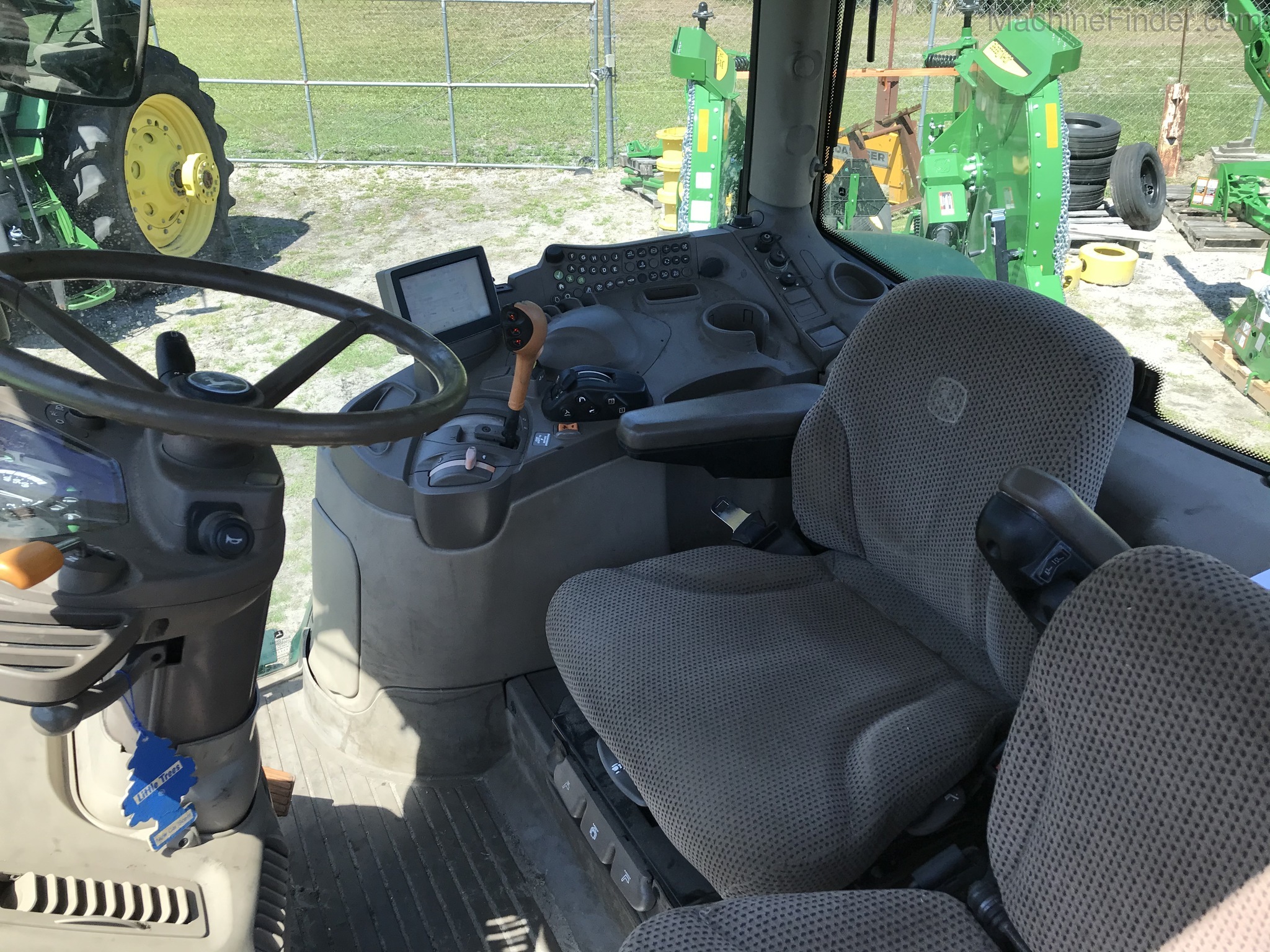 2014 John Deere 6170R Image 13