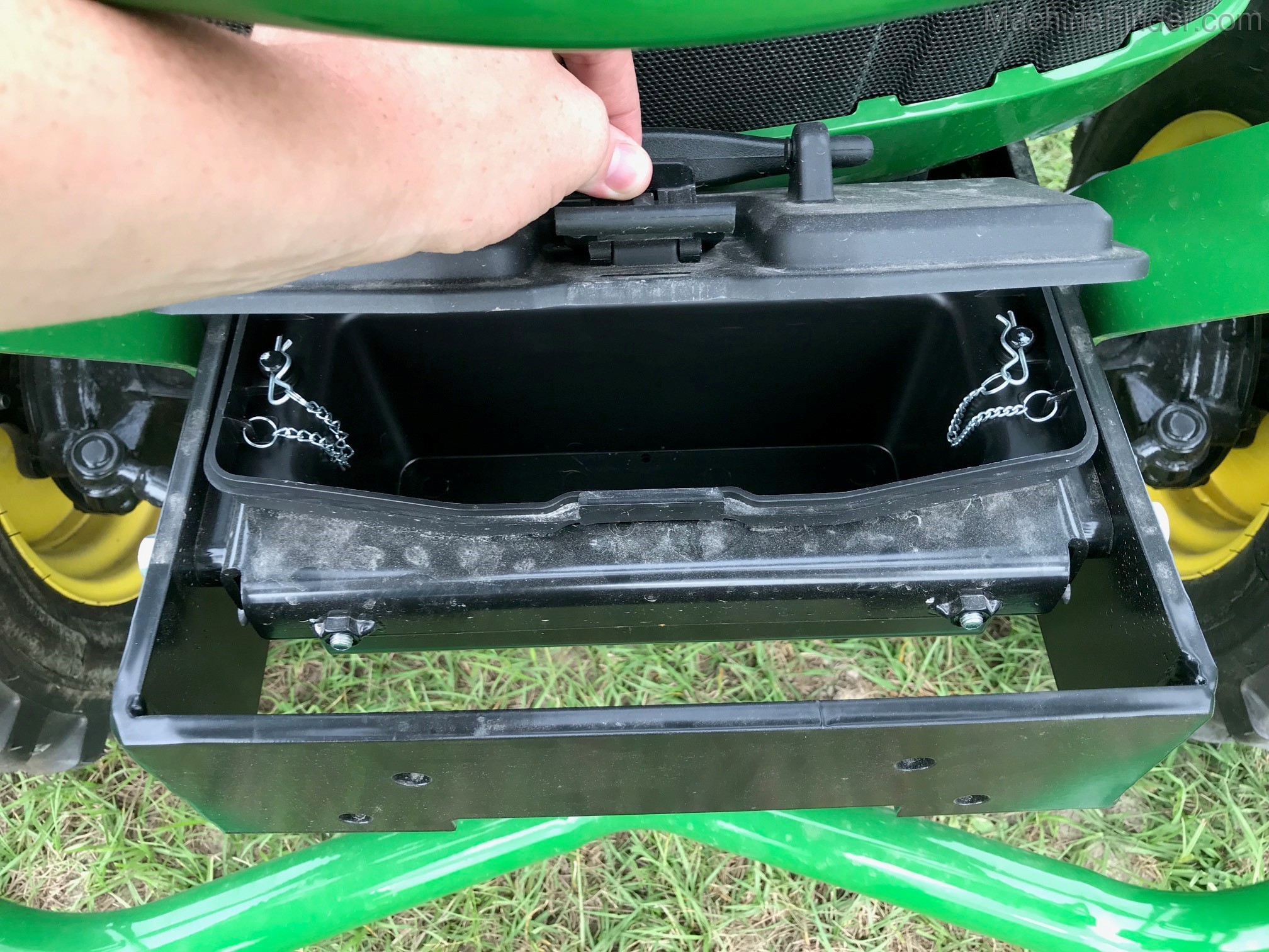 2020 John Deere 2025R TLB Image 6