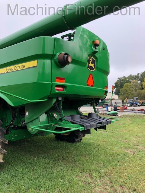 2012 John Deere S680 Image 7