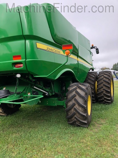 2012 John Deere S680 Image 10
