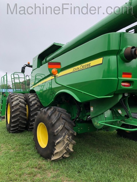 2012 John Deere S680 Image 6