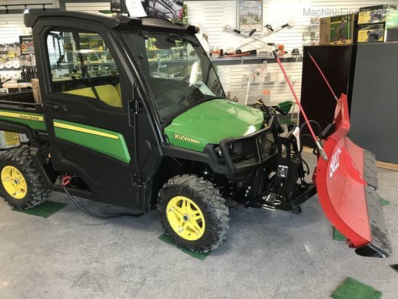Boss FULL SIZE UTV V PLOW 913
