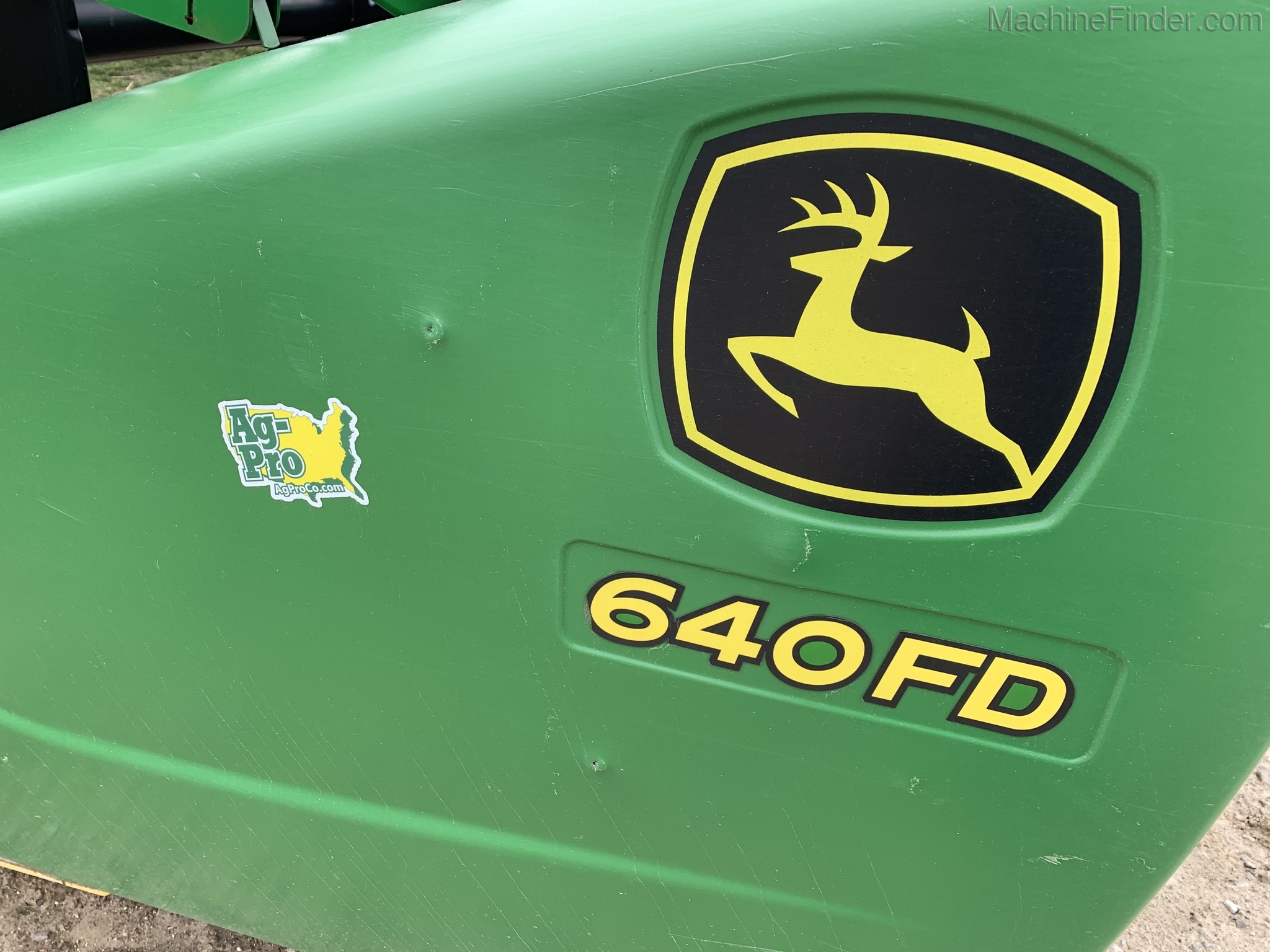 2014 John Deere 640FD Image 4