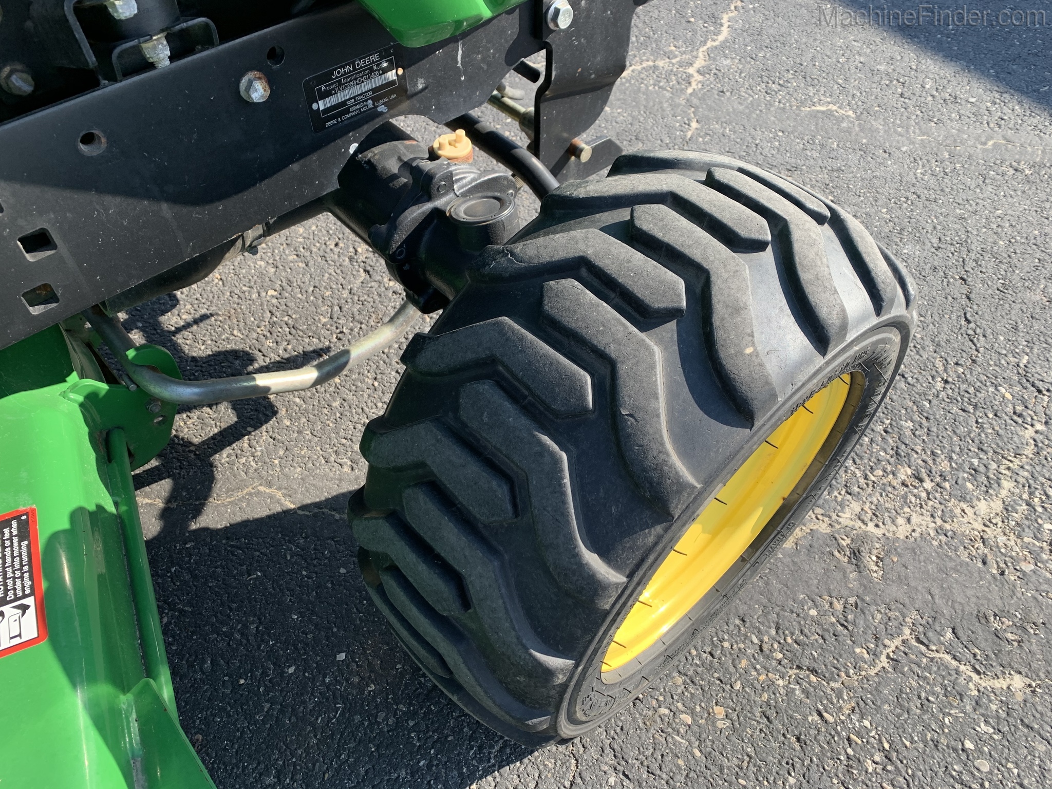2012 John Deere 1026R Image 8