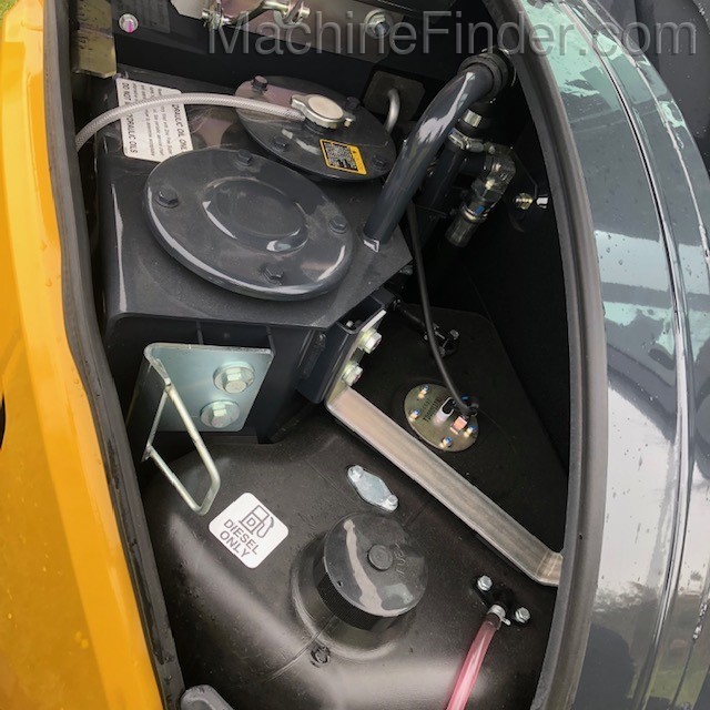 2019 John Deere 50G Image 11