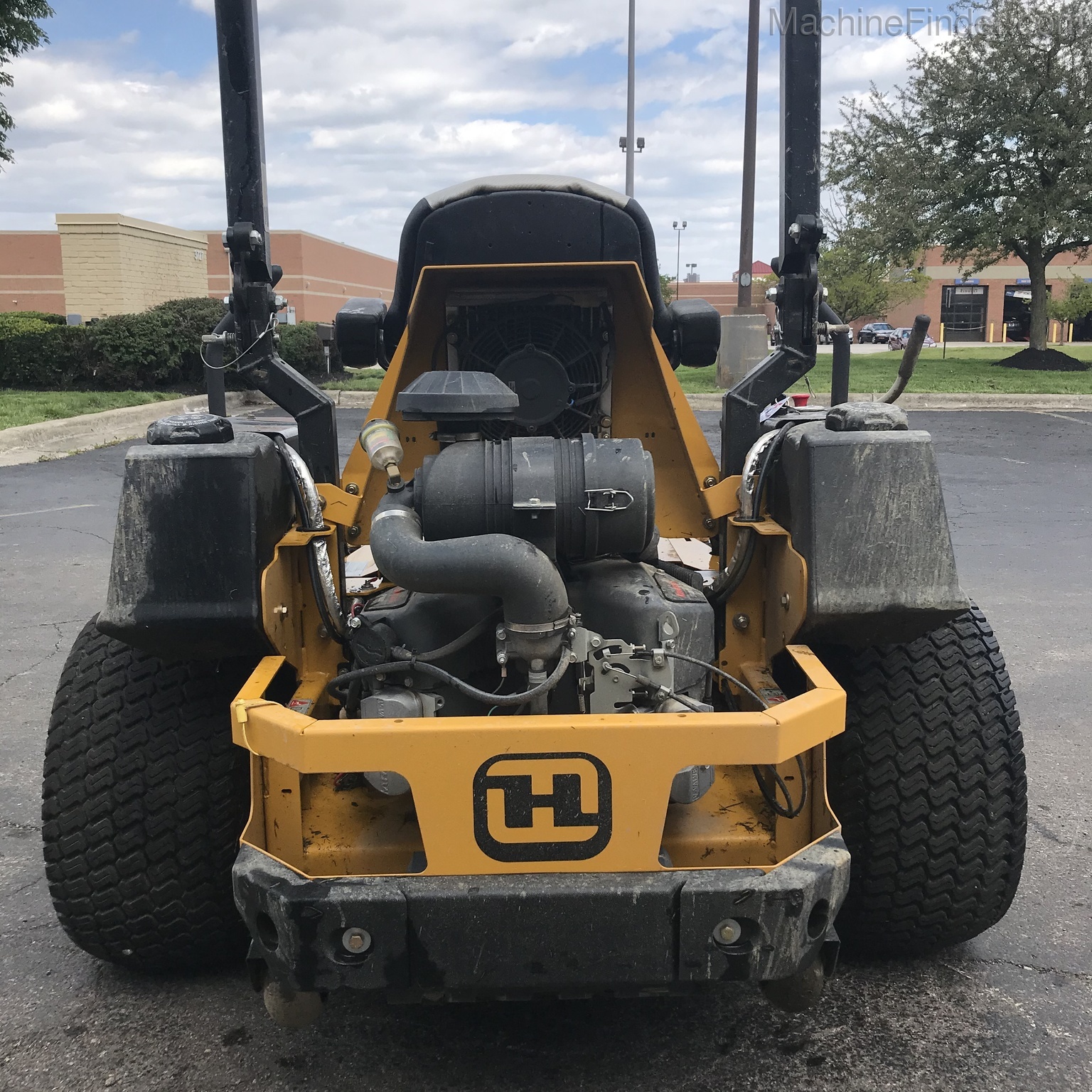 2019 Hustler SUPER Z Image 3