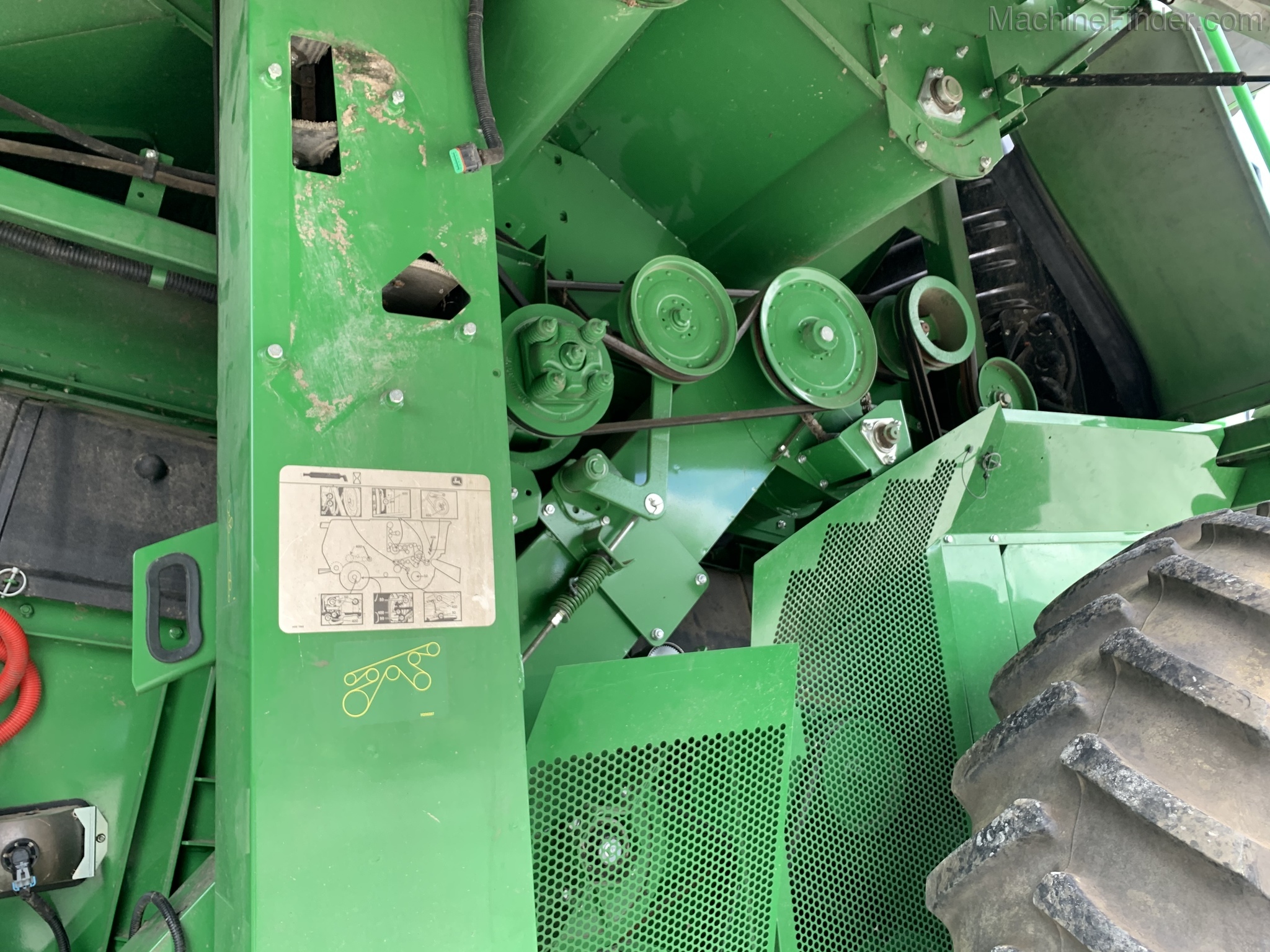 2016 John Deere S660 Image 10