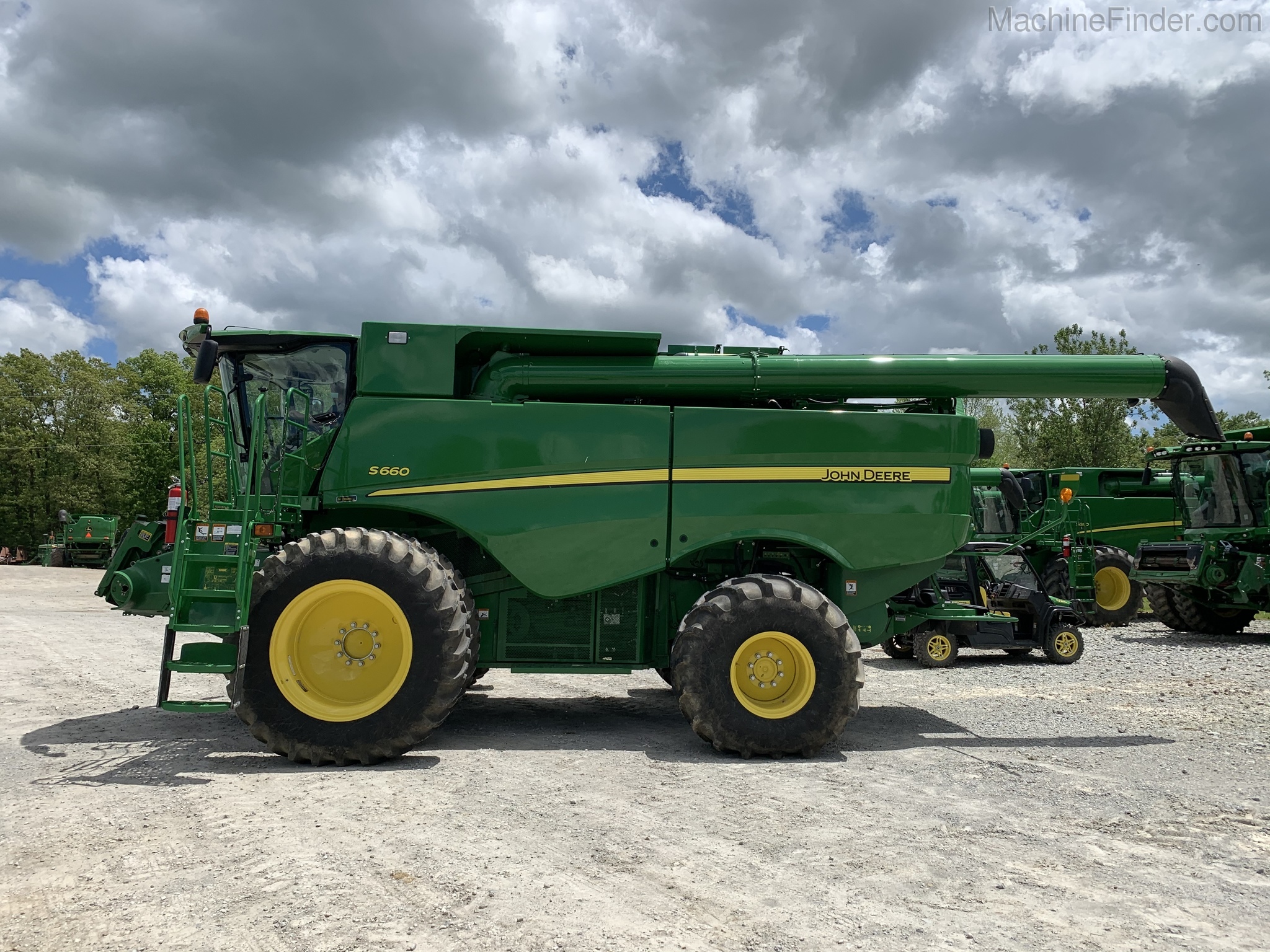 2016 John Deere S660 Image 2