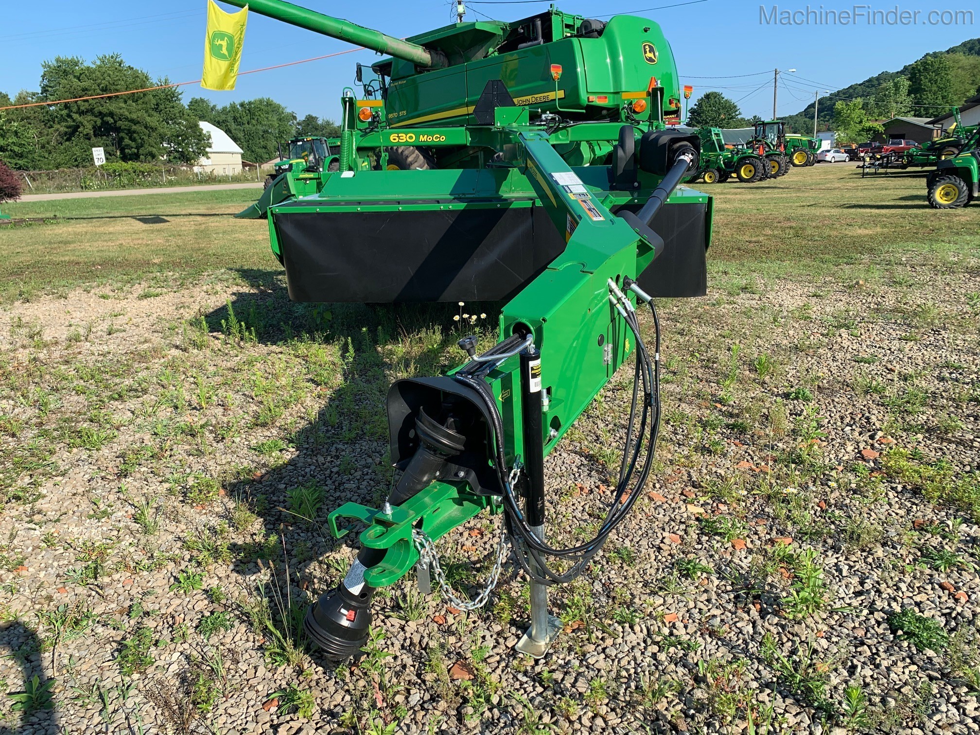 2019 John Deere 630 Image 3