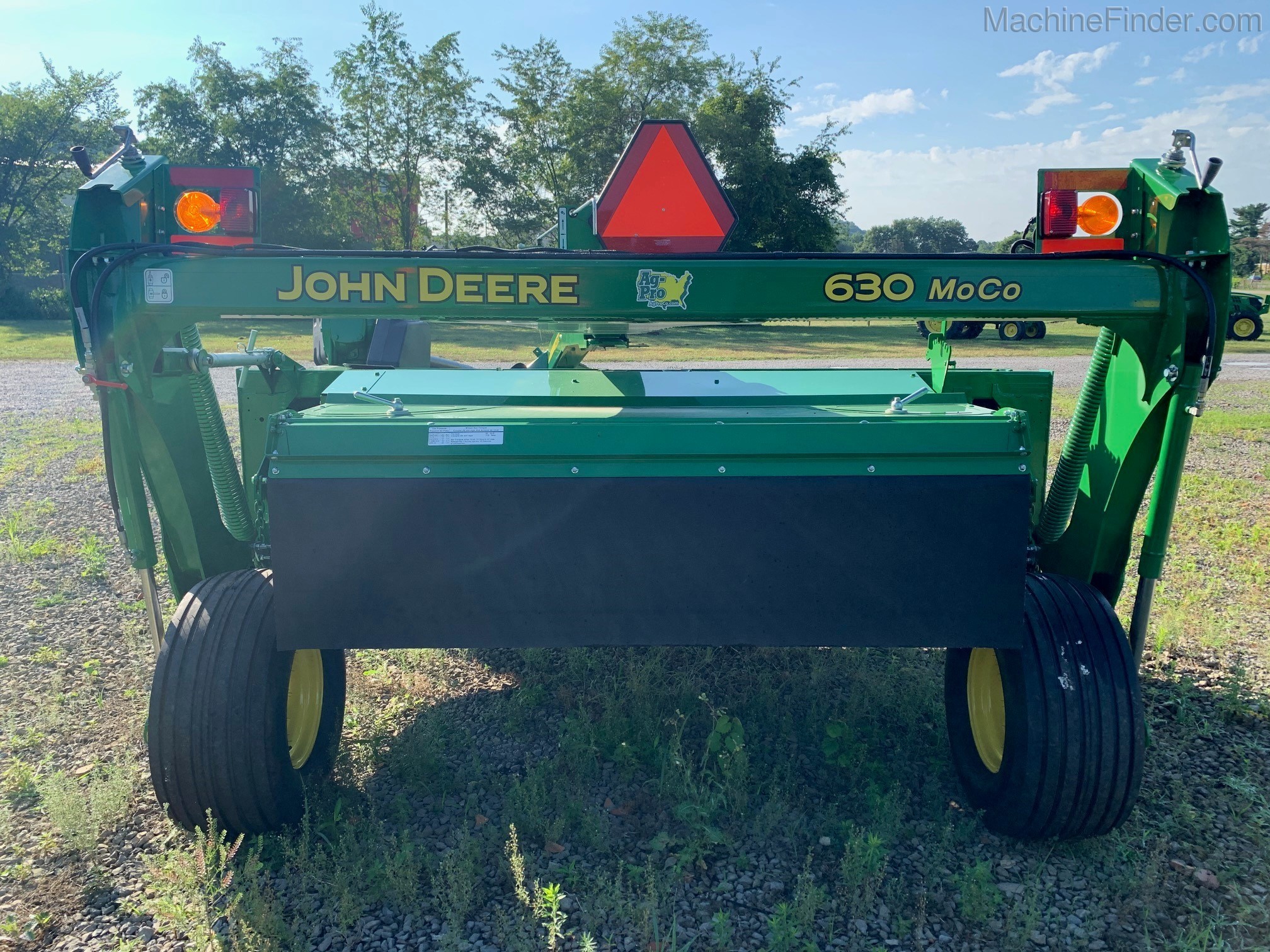 2019 John Deere 630 Image 6
