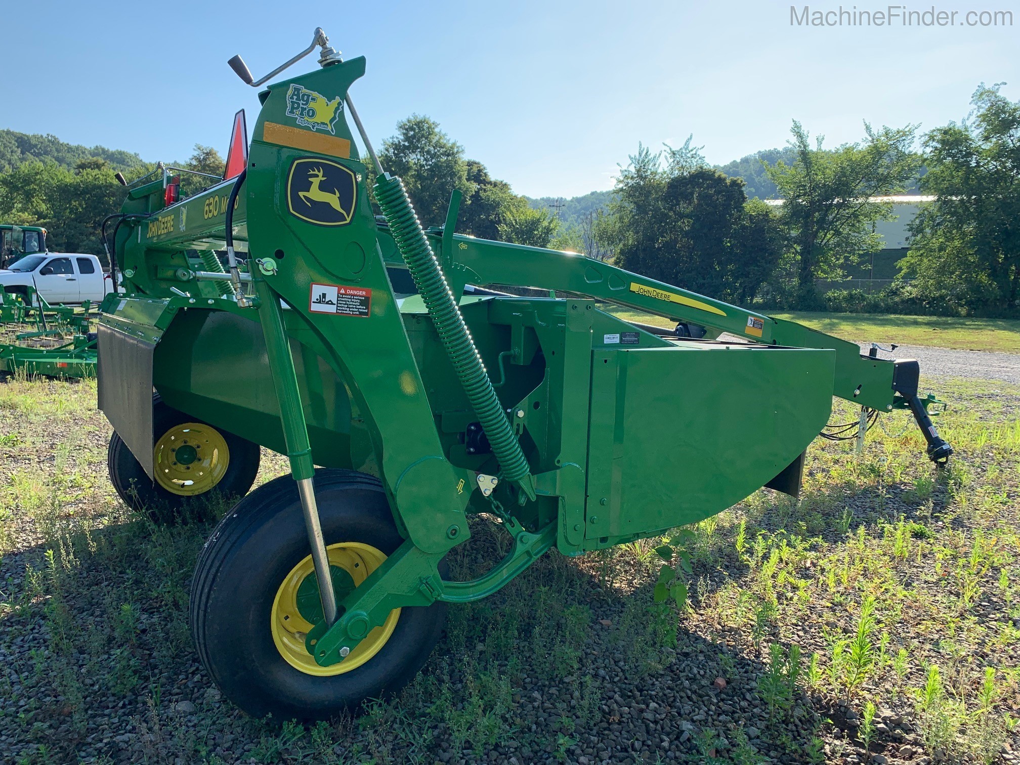 2019 John Deere 630 Image 7