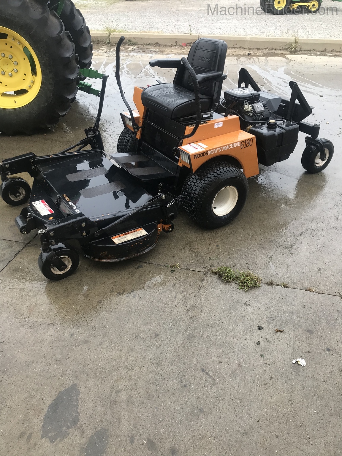 2004 Woods WO6189 Image 1