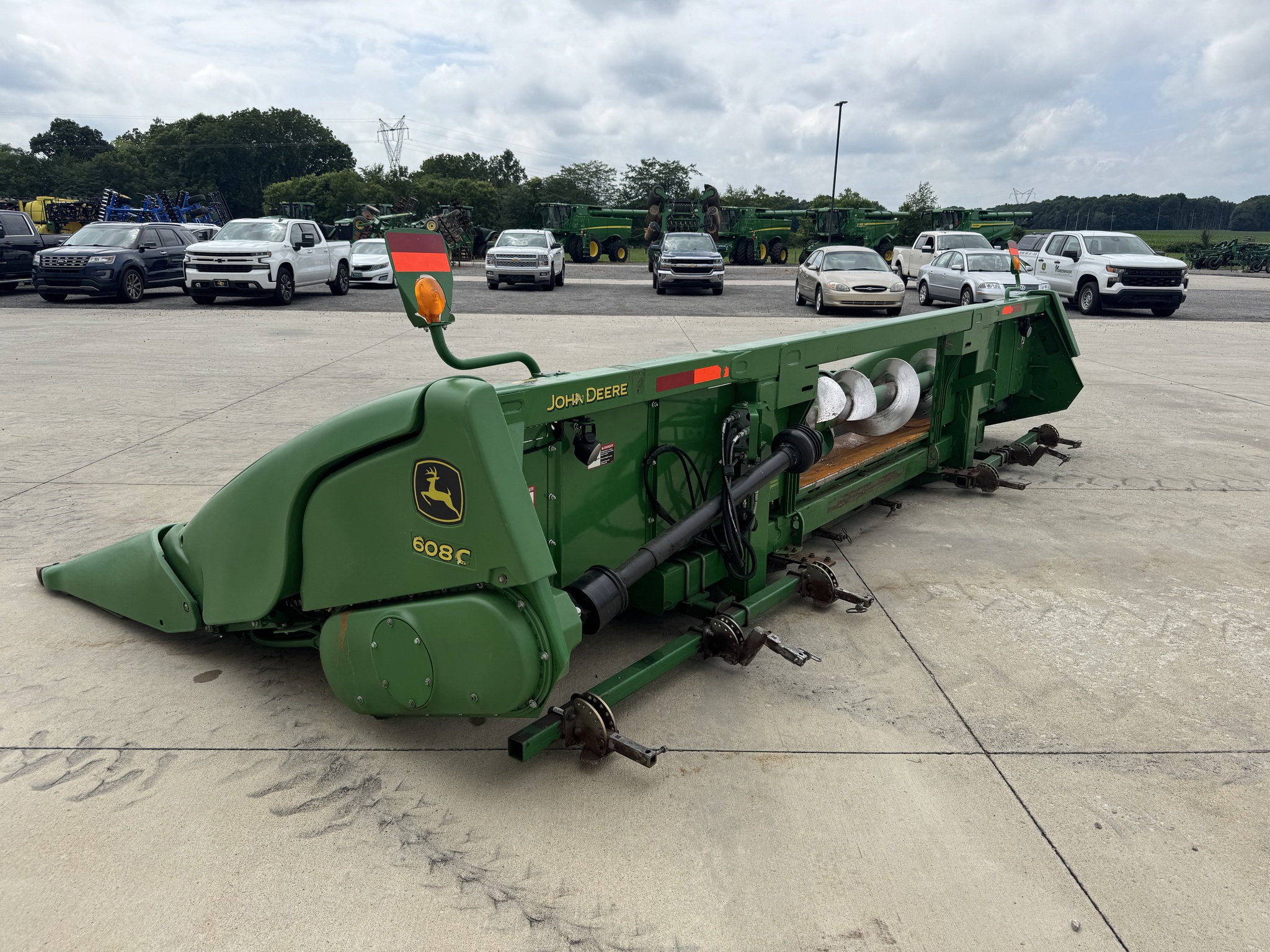 2013 John Deere 608C Image 5