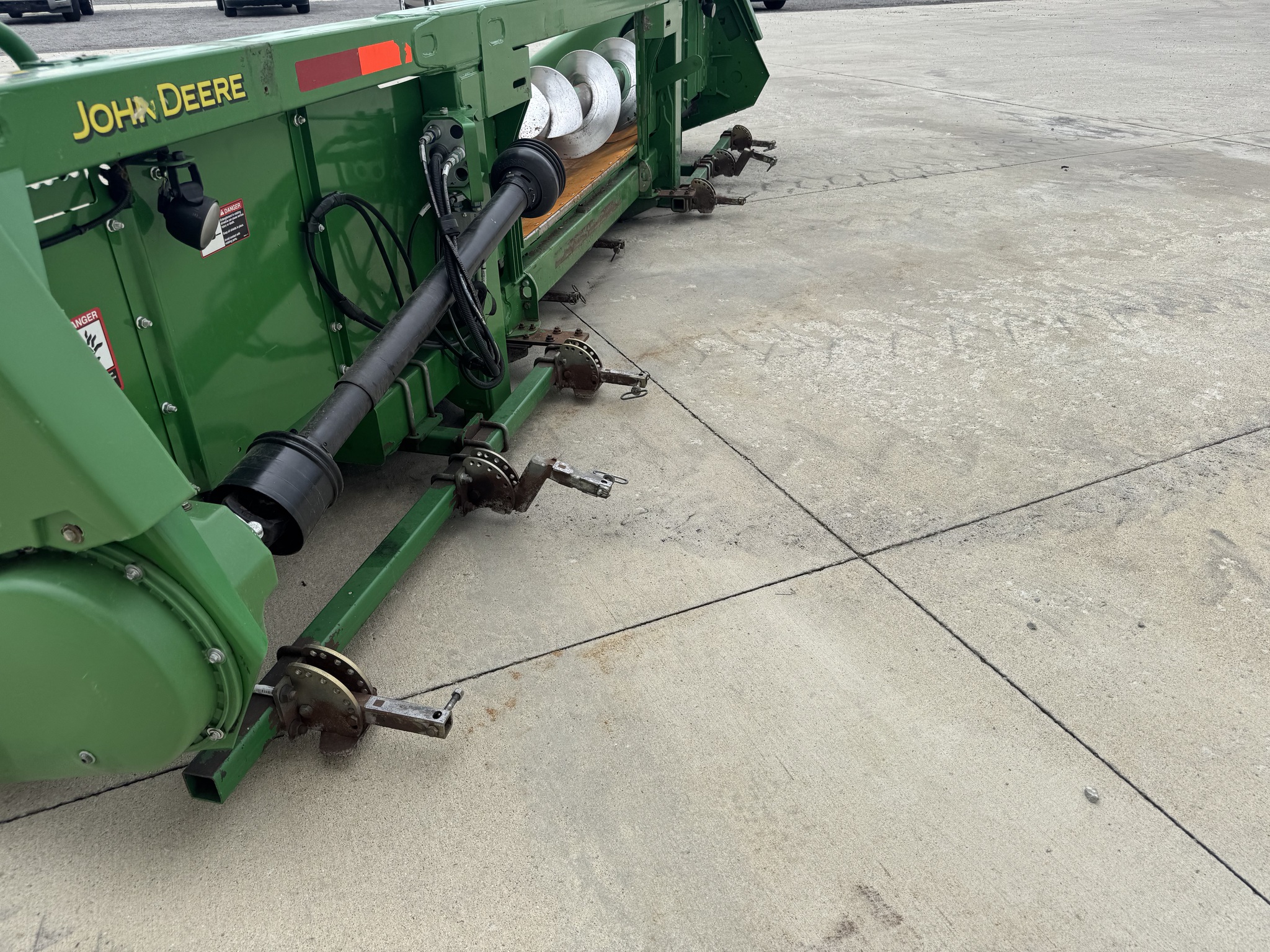 2013 John Deere 608C Image 6