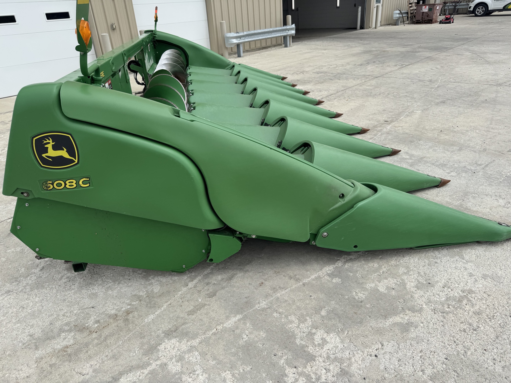 2013 John Deere 608C Image 10