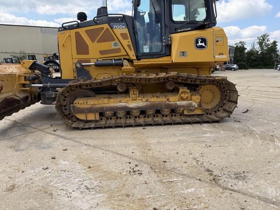 2017 John Deere 700K