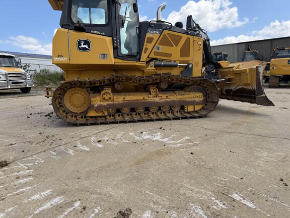 2017 John Deere 700K