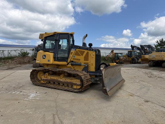 2017 John Deere 700K
