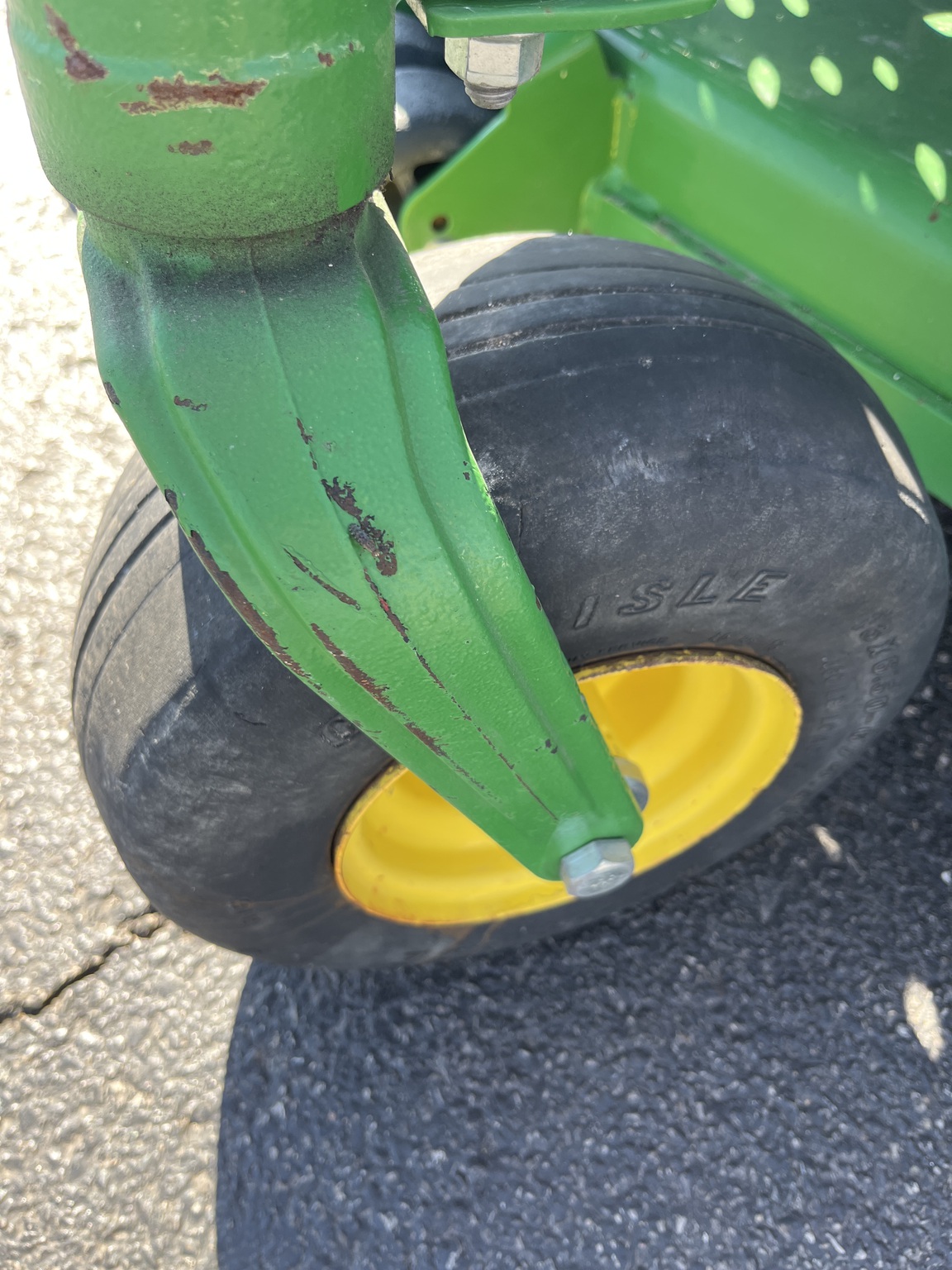 2022 John Deere Z930M Image 8