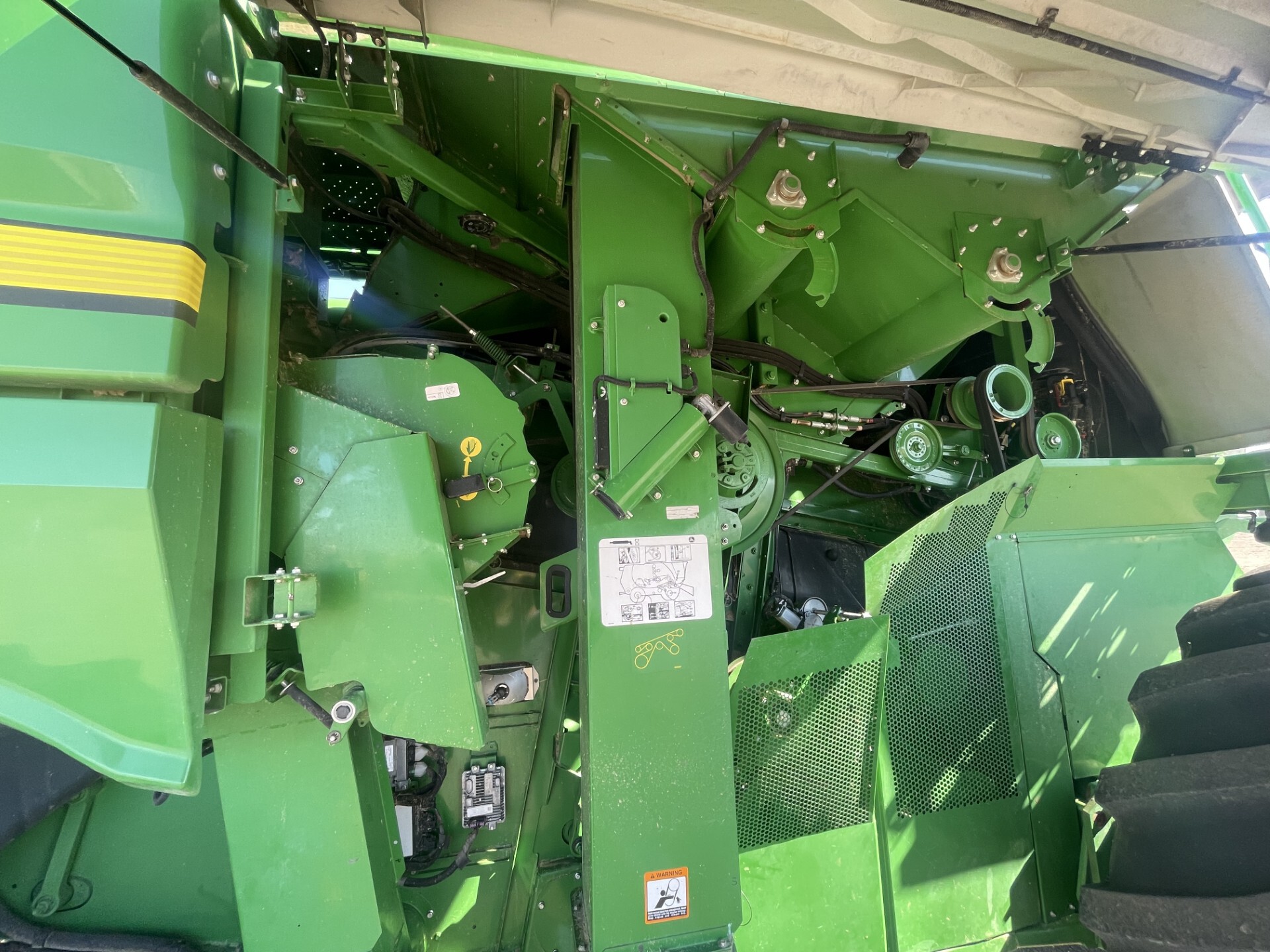 2018 John Deere S780 Image 13