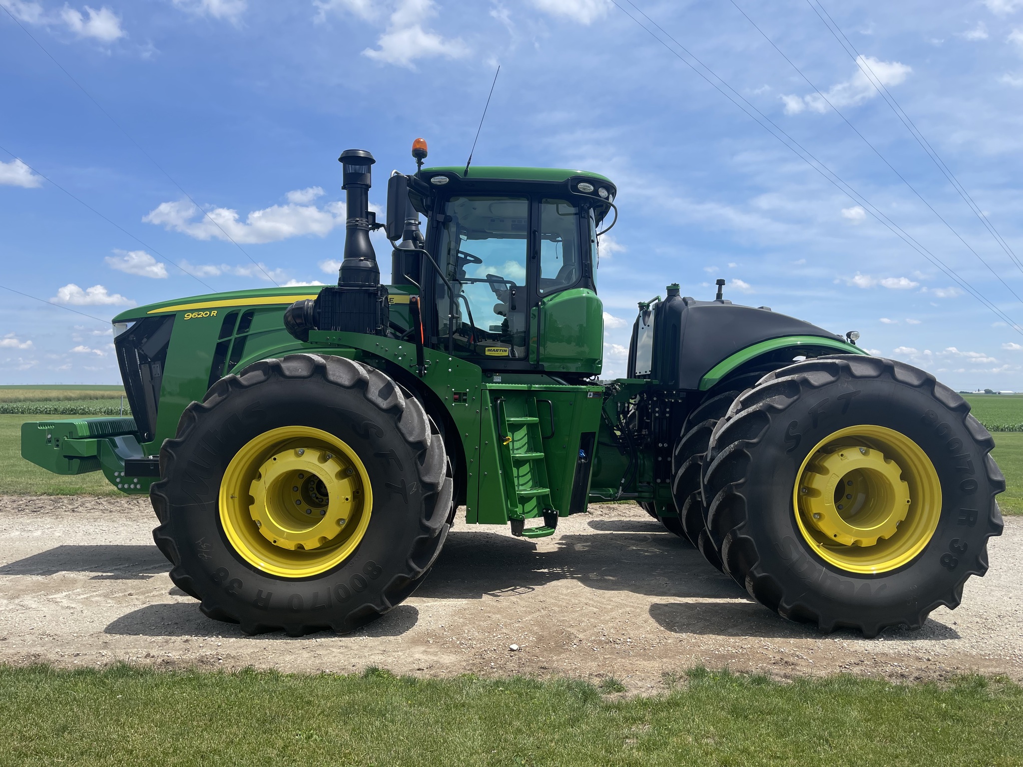  2021 John Deere 9620R at Heritage Tractor in Roanoke, IL
