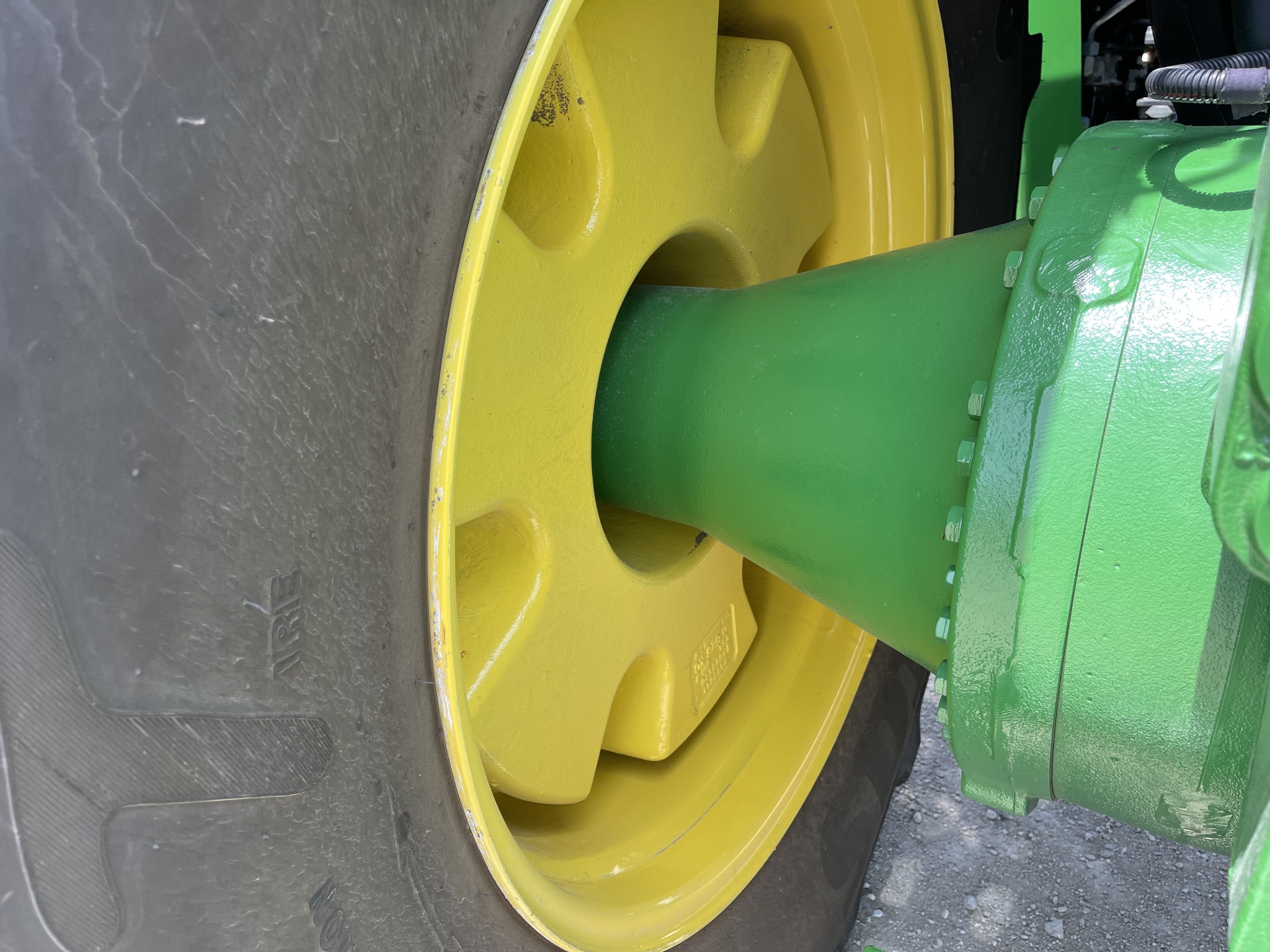  2021 John Deere 9620R at Heritage Tractor in Roanoke, IL