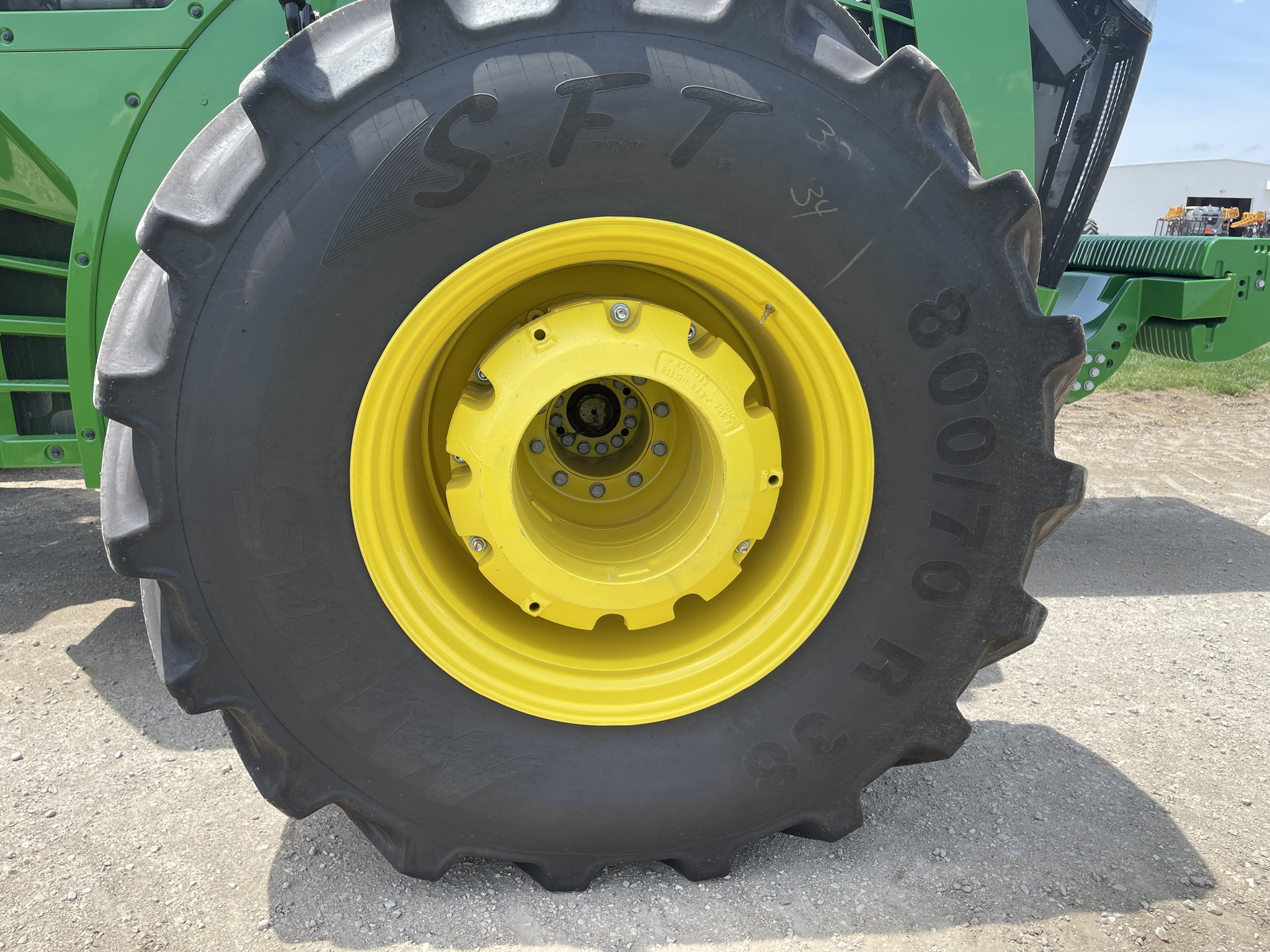  2021 John Deere 9620R at Heritage Tractor in Roanoke, IL