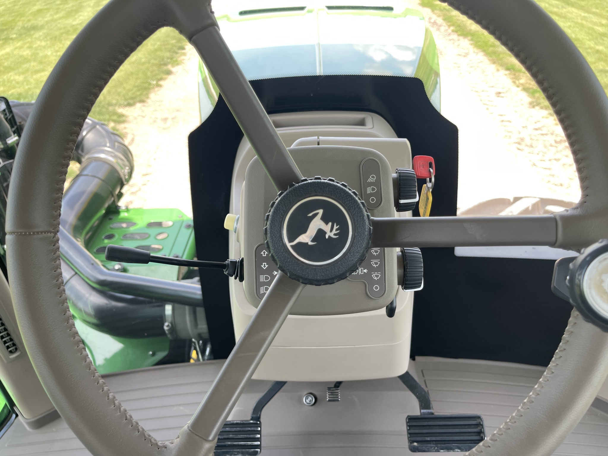  2021 John Deere 9620R at Heritage Tractor in Roanoke, IL