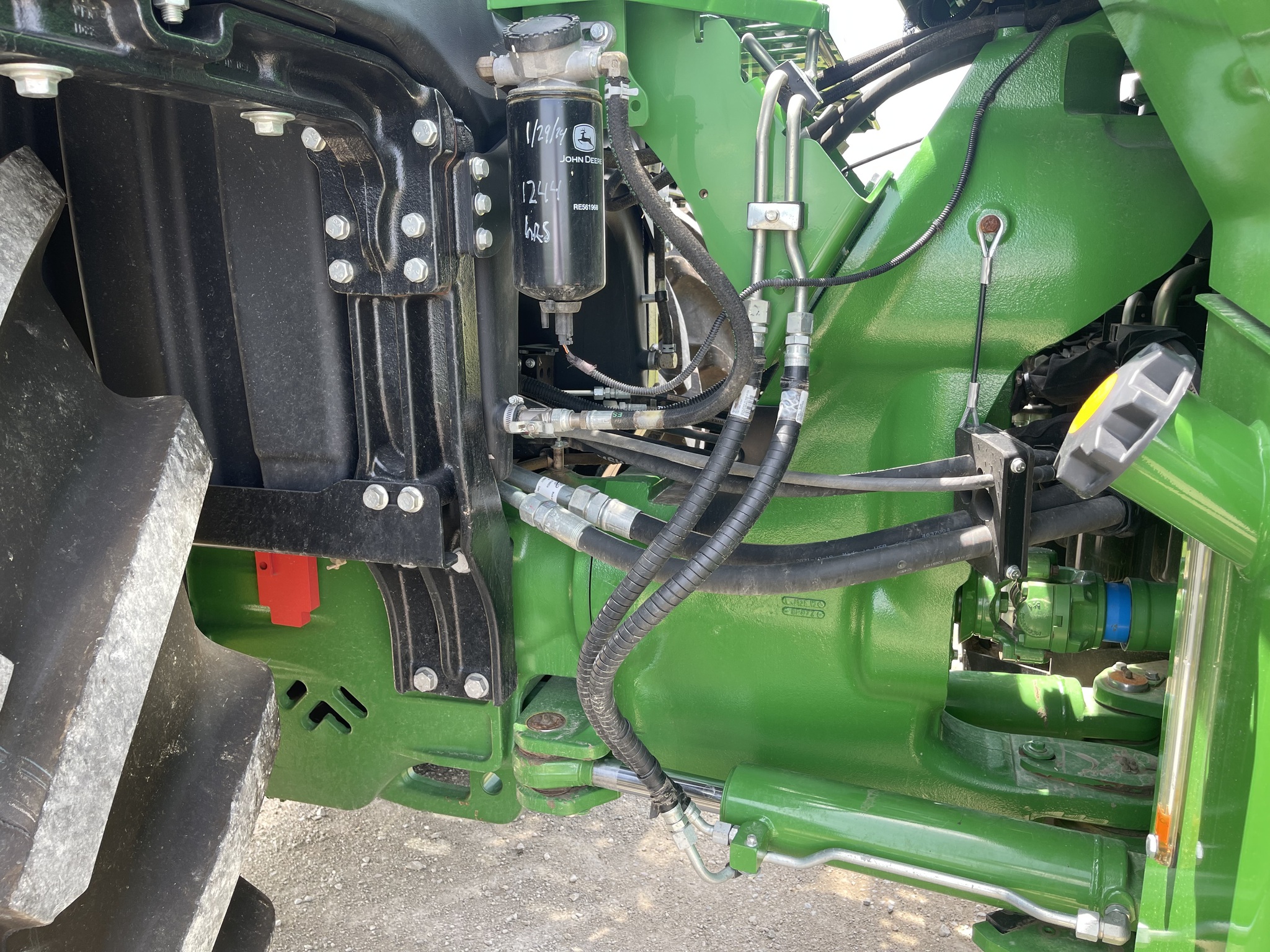  2021 John Deere 9620R at Heritage Tractor in Roanoke, IL
